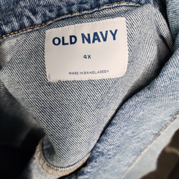 Old Navy Classic Jean Jacket - Picture 5 of 6